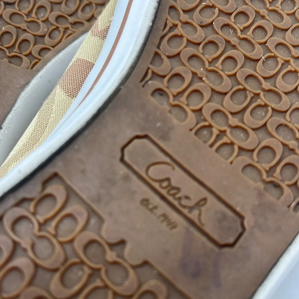 Coach Dee Logo Tennis Shoe‎ Lace Up Brown Sneaker Size 7B Athletic Preppy Retro